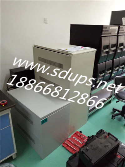 ���lUPS�Դ